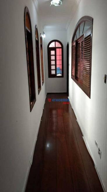 Foto 2 de Casa com 3 Quartos à venda, 200m² em Rio Pequeno, São Paulo