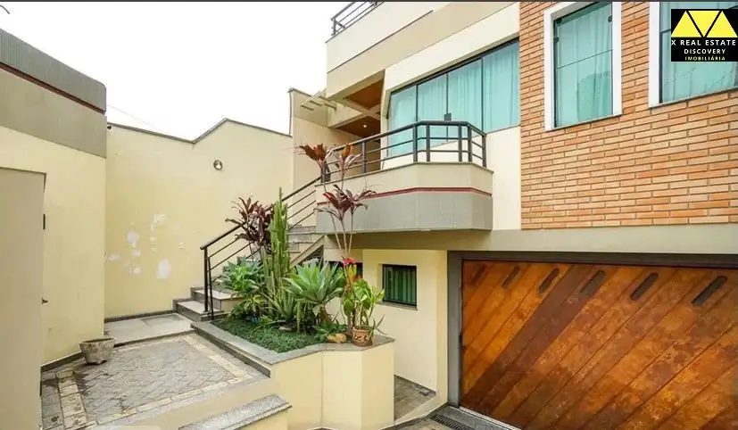 Foto 1 de Casa com 3 Quartos à venda, 300m² em Vila Gomes Cardim, São Paulo