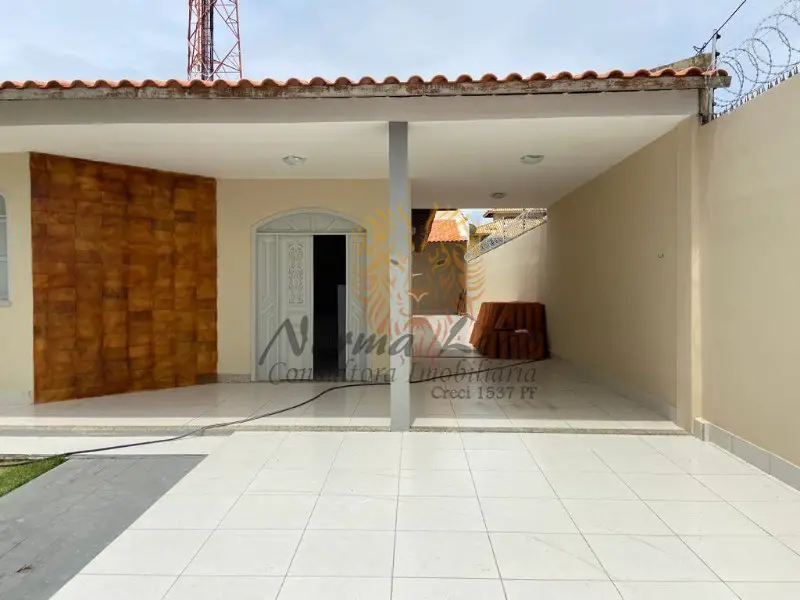 Foto 1 de Casa com 4 Quartos à venda, 210m² em Coroa do Meio, Aracaju
