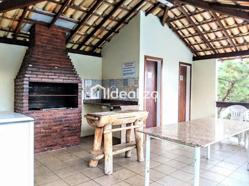 Foto 3 de Casa de Condomínio com 3 Quartos à venda, 71m² em Cascata Guarani, Teresópolis