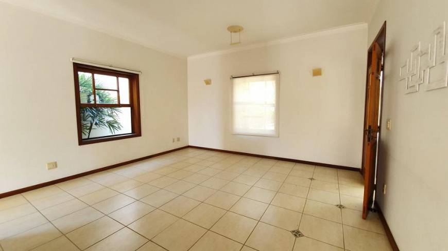 Foto 5 de Casa de Condomínio com 3 Quartos para alugar, 310m² em Jardim Recanto, Valinhos