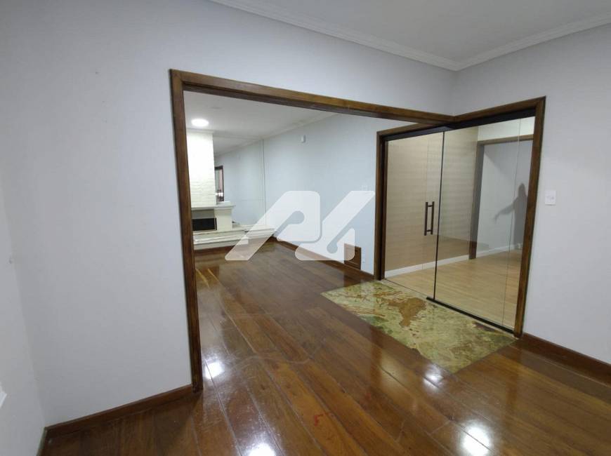 Foto 1 de Sobrado com 4 Quartos à venda, 280m² em Nova Campinas, Campinas