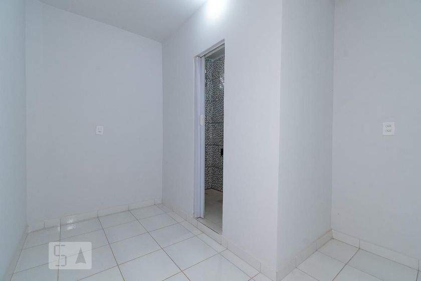 Foto 4 de Apartamento com 1 Quarto para alugar, 32m² em Jardim América, Goiânia