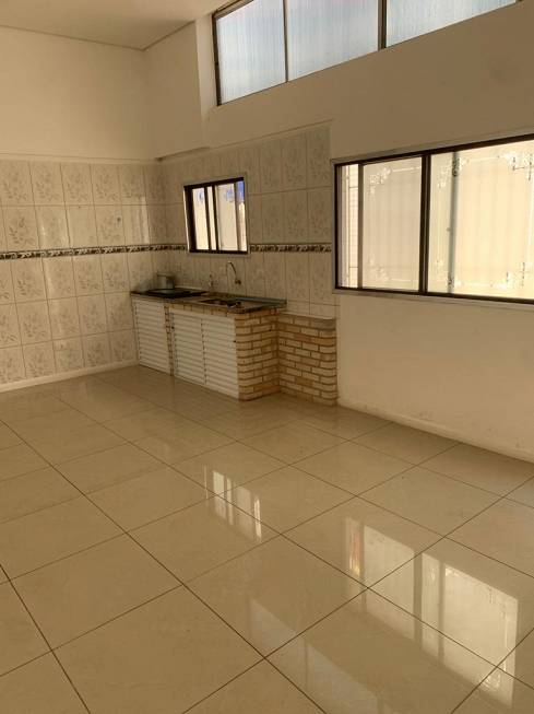 Foto 2 de Apartamento com 2 Quartos para alugar, 69m² em Centro, Mongaguá
