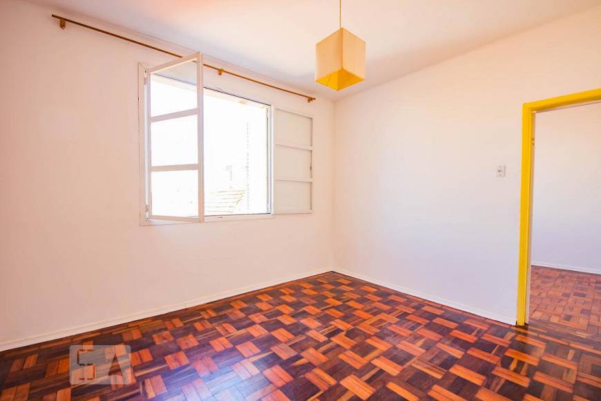 Foto 1 de Apartamento com 3 Quartos para alugar, 105m² em Floresta, Porto Alegre