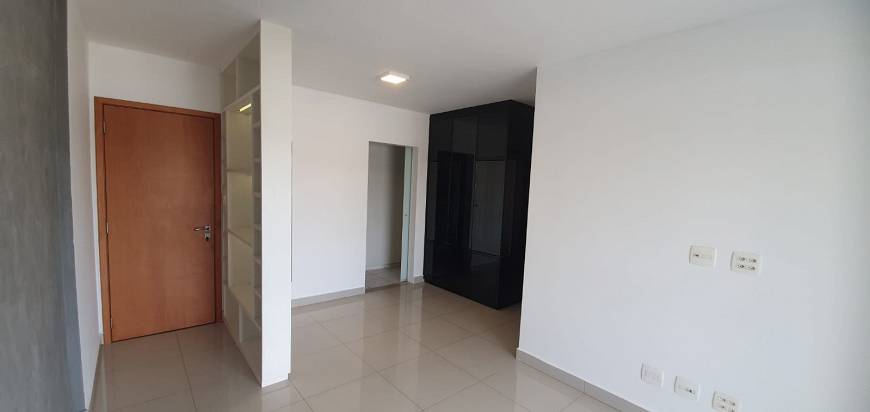 Foto 2 de Apartamento com 3 Quartos para alugar, 75m² em Jardim Goiás, Goiânia