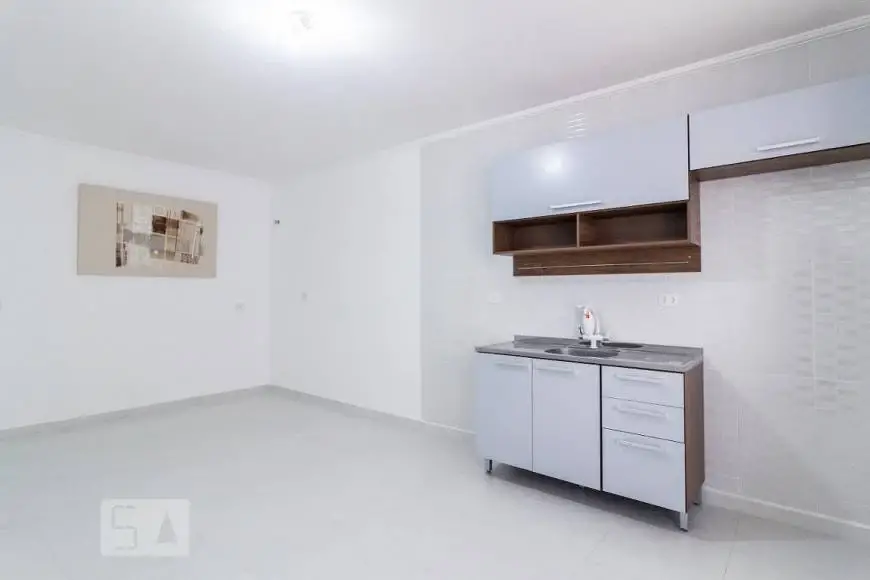 Foto 2 de Casa com 1 Quarto para alugar, 40m² em Santo Amaro, São Paulo