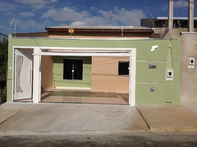 Foto 1 de Casa com 2 Quartos à venda, 90m² em Chacara Quiriri, Carapicuíba