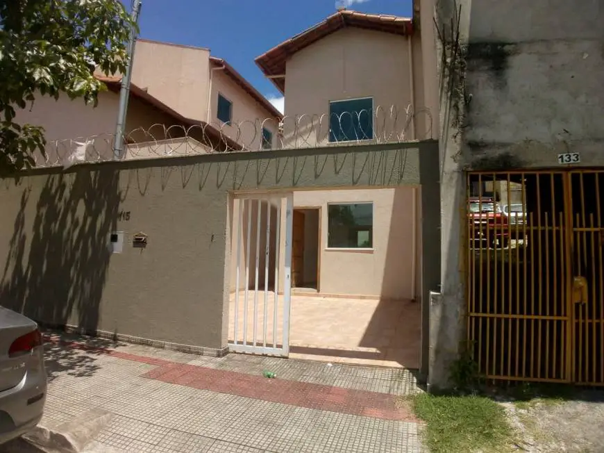Foto 1 de Casa com 2 Quartos à venda, 106m² em Juliana, Belo Horizonte