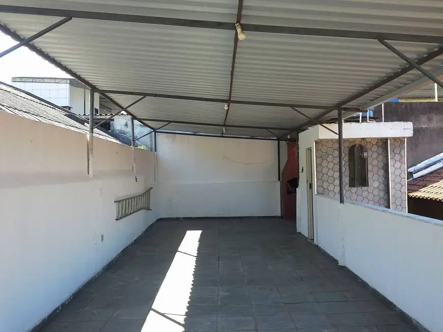 Foto 1 de Casa com 2 Quartos para alugar, 60m² em Penha, Rio de Janeiro