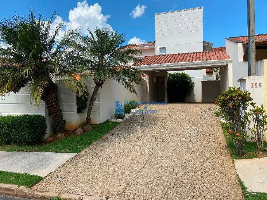 Foto 1 de Casa com 3 Quartos para alugar, 204m² em Loteamento Caminhos de San Conrado, Campinas