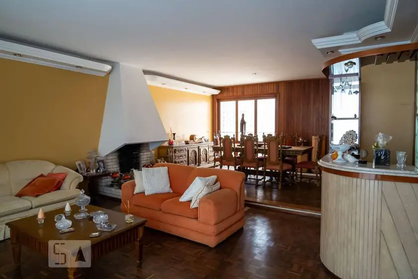 Foto 2 de Casa com 3 Quartos para alugar, 330m² em Medianeira, Porto Alegre