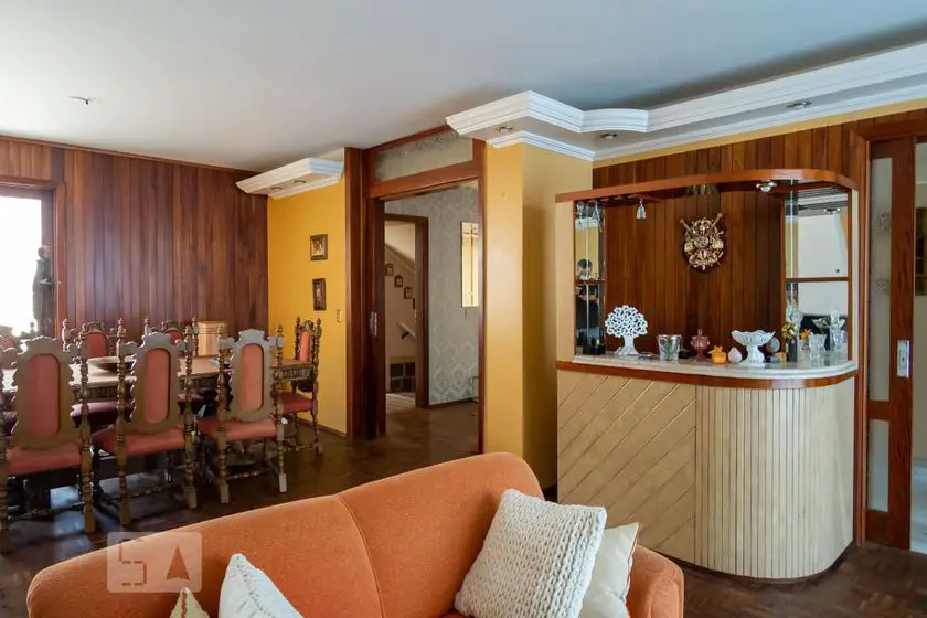 Foto 5 de Casa com 3 Quartos para alugar, 330m² em Medianeira, Porto Alegre