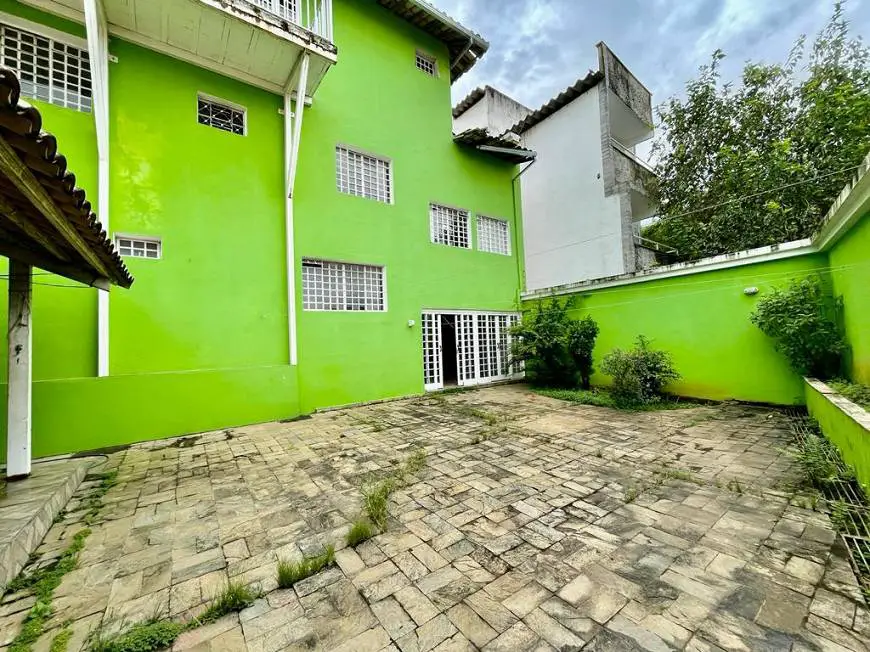 Foto 5 de Casa com 4 Quartos à venda, 341m² em Álvaro Camargos, Belo Horizonte