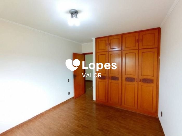 Foto 3 de Casa com 4 Quartos para alugar, 600m² em Jardim Cardinalli, São Carlos