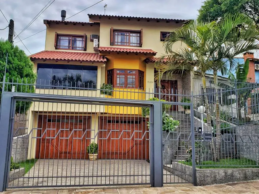 Foto 3 de Sobrado com 4 Quartos à venda, 300m² em Sarandi, Porto Alegre