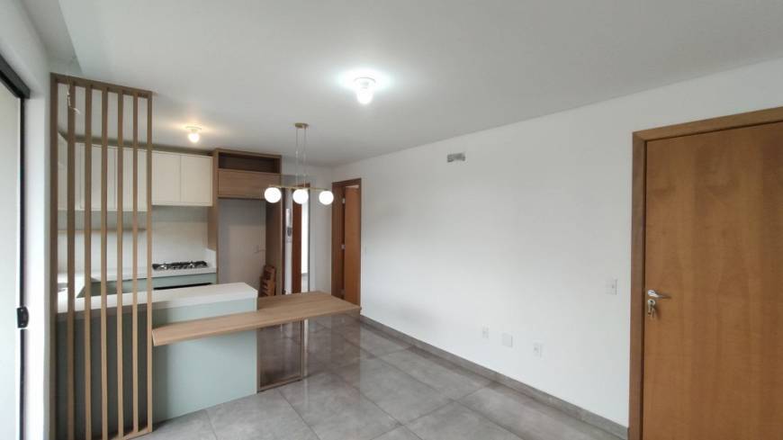Foto 5 de Apartamento com 2 Quartos para alugar, 64m² em América, Joinville