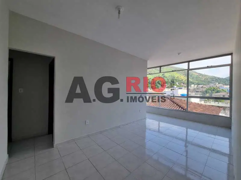 Foto 1 de Apartamento com 2 Quartos para alugar, 66m² em Jardim Sulacap, Rio de Janeiro
