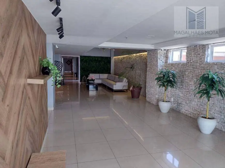 Foto 4 de Apartamento com 2 Quartos à venda, 71m² em Meireles, Fortaleza