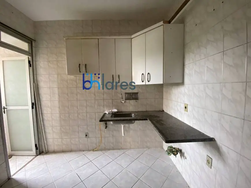 Foto 1 de Apartamento com 3 Quartos à venda, 70m² em Jardim Guanabara, Belo Horizonte