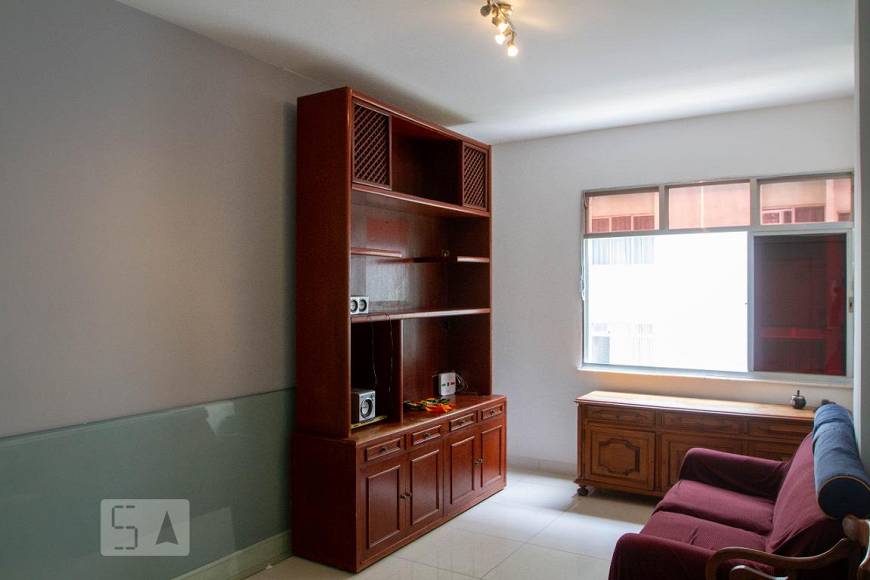 Foto 1 de Apartamento com 3 Quartos para alugar, 72m² em Lagoa, Rio de Janeiro