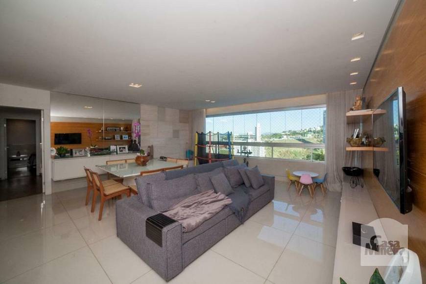 Foto 1 de Apartamento com 3 Quartos à venda, 160m² em Vale do Sereno, Nova Lima