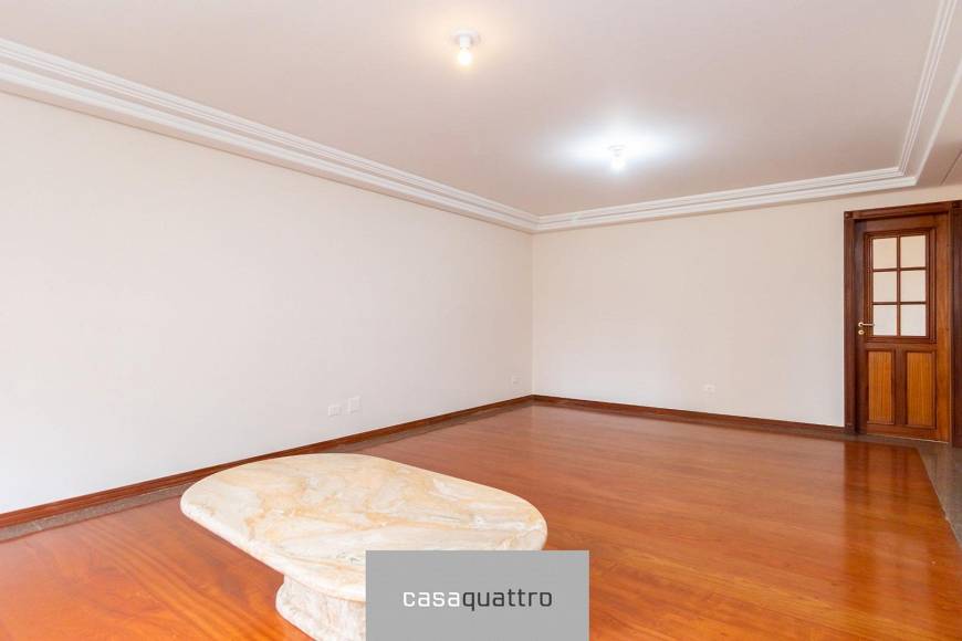Foto 3 de Apartamento com 4 Quartos à venda, 252m² em Água Verde, Curitiba