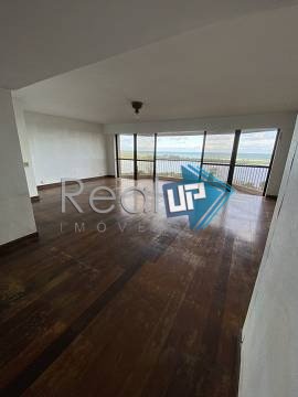 Foto 4 de Apartamento com 4 Quartos à venda, 191m² em Barra da Tijuca, Rio de Janeiro