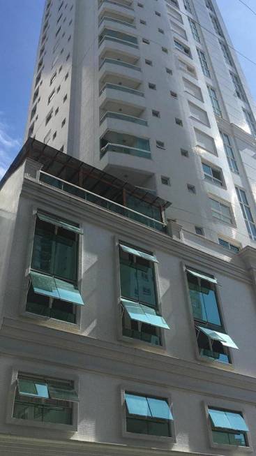 Foto 3 de Apartamento com 4 Quartos à venda, 574m² em Centro, Balneário Camboriú
