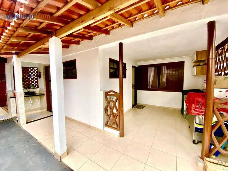 Foto 3 de Casa com 3 Quartos à venda, 155m² em Balneario Florida, Praia Grande