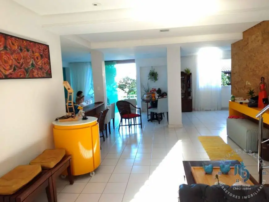 Foto 3 de Casa com 3 Quartos à venda, 401m² em Patamares, Salvador