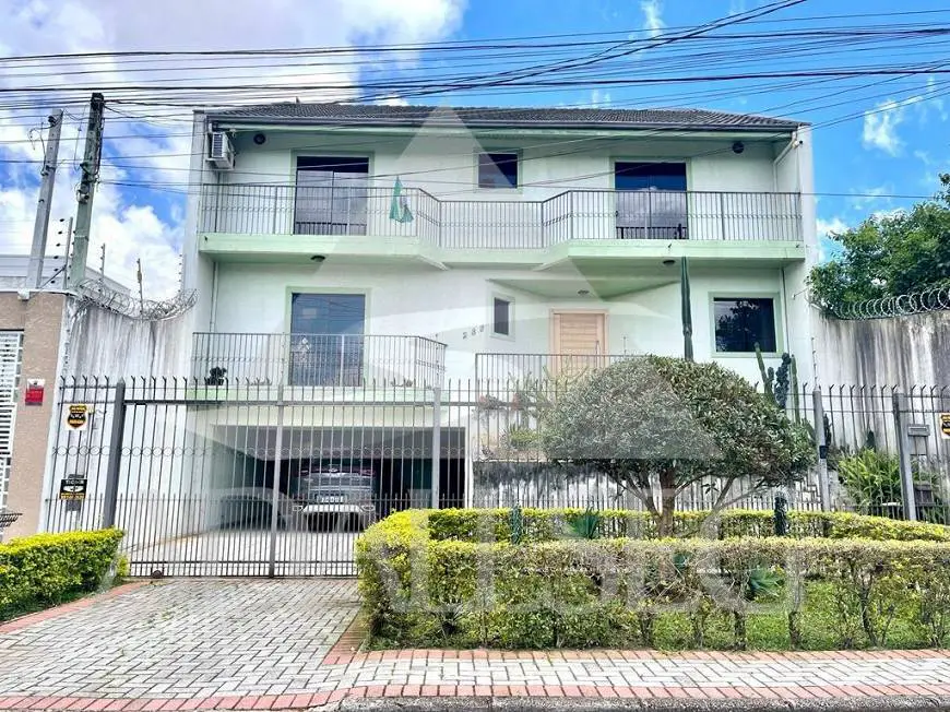 Foto 1 de Casa com 5 Quartos para alugar, 401m² em Capão da Imbuia, Curitiba