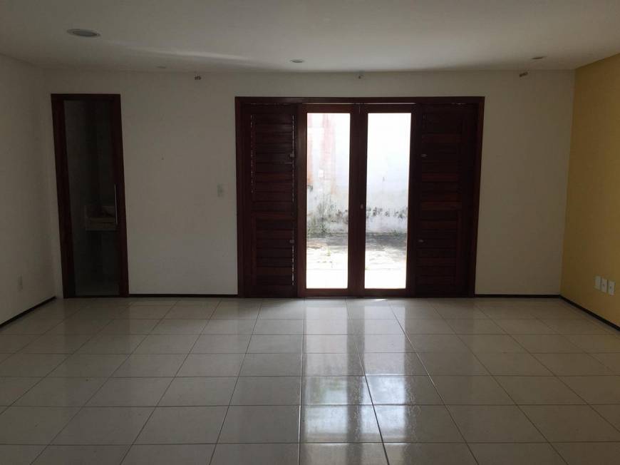Foto 3 de Casa de Condomínio com 3 Quartos à venda, 120m² em Cambeba, Fortaleza