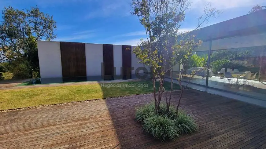 Foto 1 de Casa de Condomínio com 3 Quartos para alugar, 420m² em Pinheiro, Valinhos