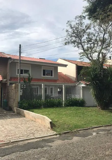 Foto 1 de Sobrado com 3 Quartos à venda, 94m² em Jardim das Américas, Curitiba