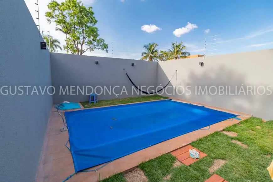 Foto 4 de Sobrado com 3 Quartos à venda, 167m² em Jardim Itatiaia, Campo Grande