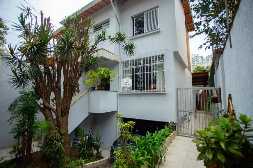 Foto 1 de Sobrado com 3 Quartos à venda, 270m² em Vila Mariana, São Paulo