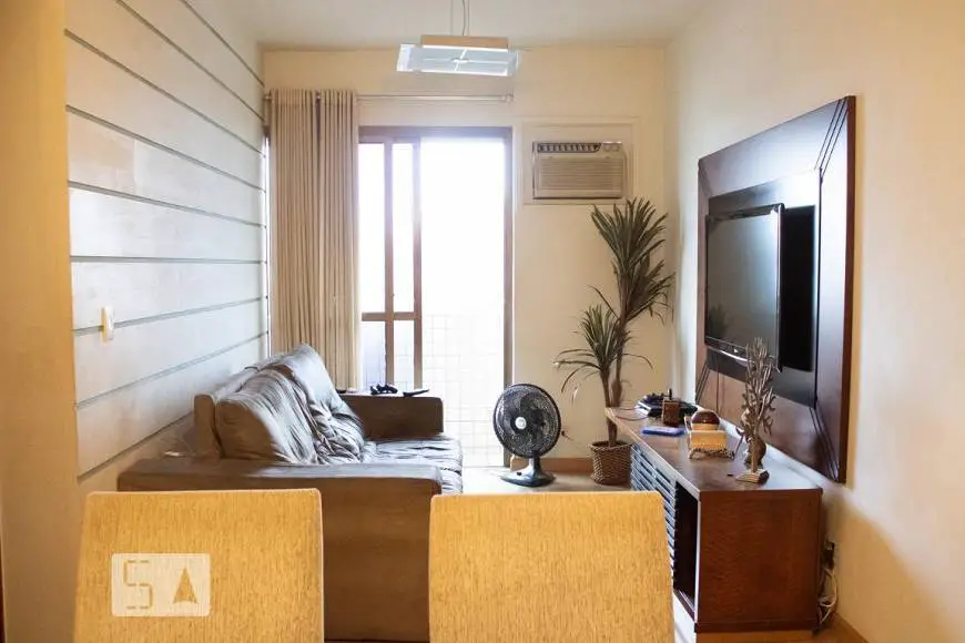 Foto 1 de Apartamento com 2 Quartos para alugar, 62m² em Maracanã, Rio de Janeiro