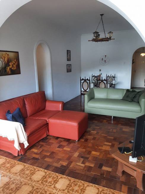 Foto 1 de Apartamento com 3 Quartos para alugar, 105m² em Centro, Petrópolis
