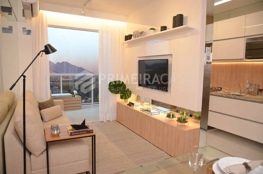Foto 2 de Apartamento com 3 Quartos à venda, 68m² em Marechal Hermes, Rio de Janeiro