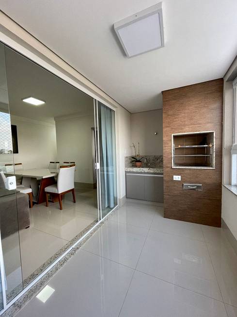 Foto 1 de Apartamento com 3 Quartos à venda, 102m² em Segismundo Pereira, Uberlândia