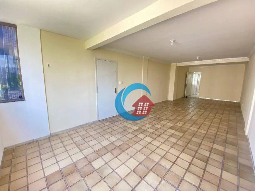 Foto 1 de Apartamento com 4 Quartos à venda, 126m² em Espinheiro, Recife