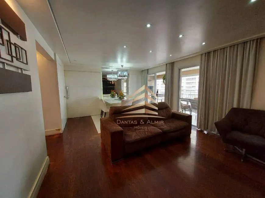 Foto 2 de Apartamento com 4 Quartos à venda, 150m² em Vila Augusta, Guarulhos