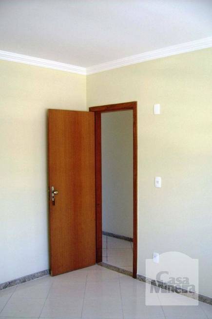 Foto 4 de Casa com 3 Quartos à venda, 150m² em Heliópolis, Belo Horizonte