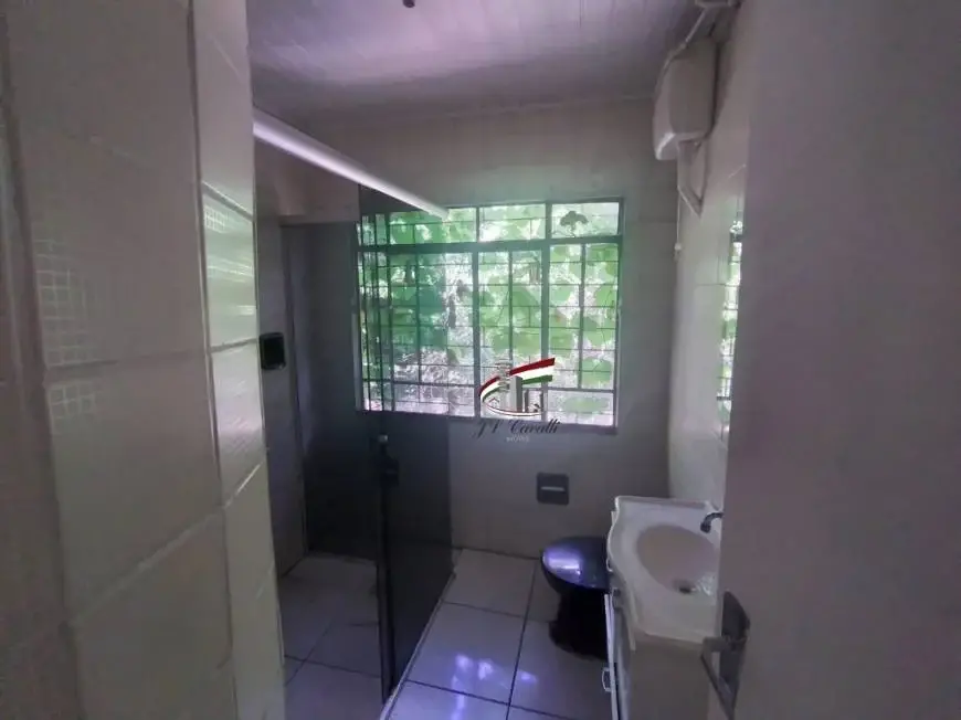 Foto 5 de Casa com 4 Quartos para alugar, 130m² em Novo Mundo, Curitiba
