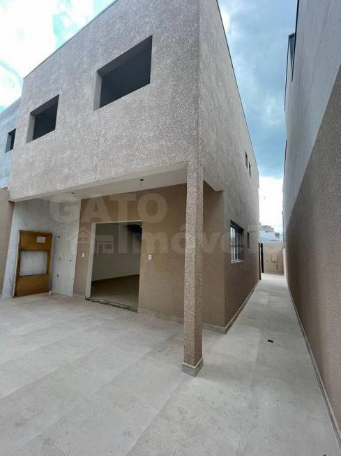 Foto 1 de Sobrado com 3 Quartos à venda, 138m² em Portal dos Ipês, Cajamar