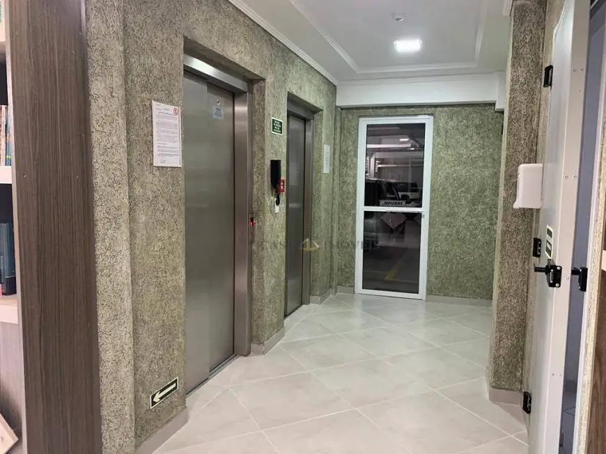 Foto 3 de Apartamento com 1 Quarto para alugar, 30m² em Novo Mundo, Curitiba
