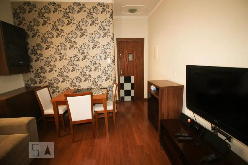 Foto 1 de Apartamento com 2 Quartos para alugar, 70m² em Independência, Porto Alegre