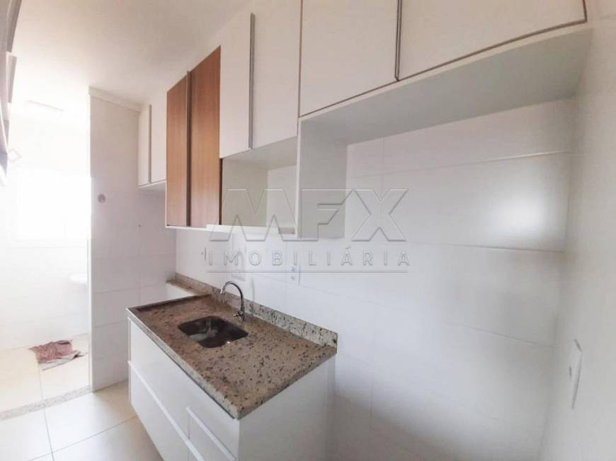 Foto 4 de Apartamento com 2 Quartos para alugar, 52m² em Jardim Brasil, Bauru