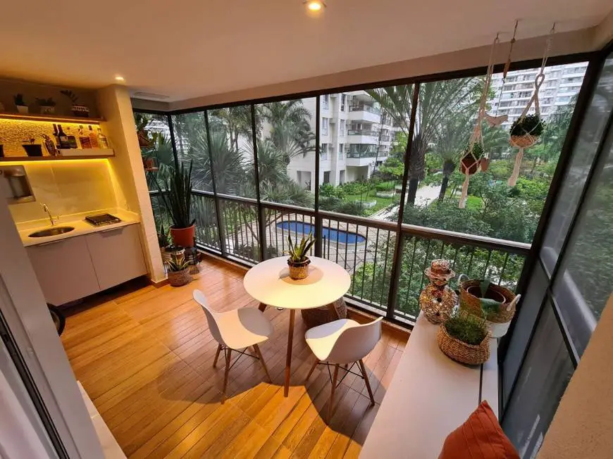 Foto 3 de Apartamento com 3 Quartos à venda, 92m² em Barra da Tijuca, Rio de Janeiro